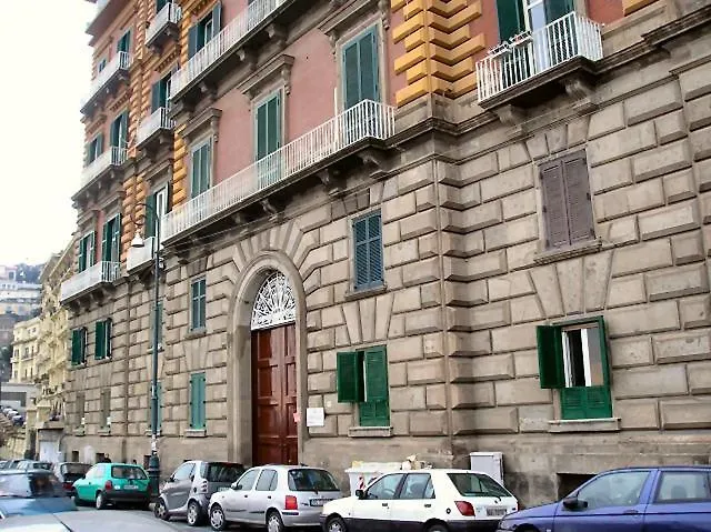 Casa 12 بيت للعطل نابولي
