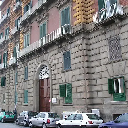 Casa 12 Bed & Breakfast Naples